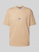 Hugo Blue T-Shirt mit Label-Patch Modell 'Nieros' in Beige, Größe L