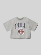 Polo Ralph Lauren Teens Cropped T-Shirt mit Label-Print in Mittelgrau ...