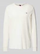 Tommy Jeans Slim Fit Longsleeve mit Label-Stitching in Offwhite, Größe...