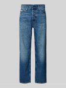 Calvin Klein Jeans Straight Leg Jeans mit Label-Detail in Jeansblau, G...