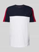 Tommy Hilfiger T-Shirt mit Logo-Stitching in Marine, Größe L