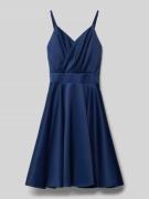 G.O.L. Kleid mit V-Ausschnitt in Marine, Größe 170