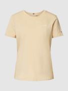 Tommy Hilfiger T-Shirt mit Label-Print Modell '1985' in Beige, Größe S