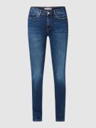 Tommy Hilfiger Jegging Fit Jeans mit Label-Patch in Blau, Größe 26/30