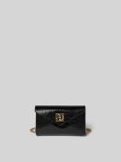 Anine Bing Kuvert-Clutch mit Label-Applikation in Black, Größe 1