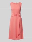 Betty Barclay Midikleid mit Rundhalsausschnitt in Koralle, Größe 48