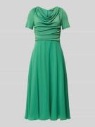 Vera Mont Cocktailkleid mit Wasserfall-Ausschnitt in Lind, Größe 54