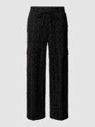 Cambio Flared Cargohose mit Lochstickerei Modell 'CLARA' in Black, Grö...