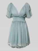 LACE & BEADS Cocktailkleid mit V-Ausschnitt in Gruen, Größe M