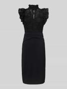 Lipsy Cocktailkleid mit Spitzenbesatz in Black, Größe 34