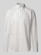 Christian Berg Men Regular Fit Business-Hemd mit Kentkragen in Weiss, ...