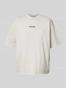 Pegador Boxy Fit T-Shirt mit Label-Stitching in Hellgrau, Größe S