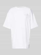 Review Oversized T-Shirt mit Label-Print in Weiss, Größe L
