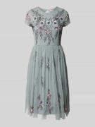 LACE & BEADS Knielanges Cocktailkleid mit Paillettenbesatz in Mittelgr...