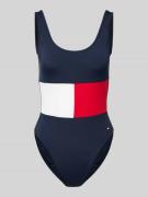 TOMMY HILFIGER Badeanzug mit Stretch-Anteil Modell 'CORE FLAG' in Mari...