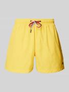 MCNEAL Relaxed Fit Badeshorts mit Logo-Stitching in Gelb, Größe L