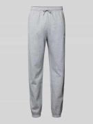 The North Face Regular Tapered Fit Sweatpants mit Label-Print in Hellg...