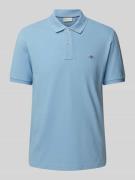 Gant Regular Fit Poloshirt mit Label-Stitching in Bleu, Größe S