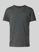 Tommy Jeans Regular Fit T-Shirt aus Baumwolle mit Brusttasche in Black...
