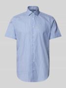 Christian Berg Men Regular Fit Business-Hemd mit Kentkragen in Royal, ...