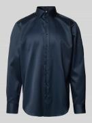 Christian Berg Men Regular Fit Business-Hemd mit Kentkragen in Marine,...