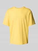 REVIEW T-Shirt mit Label-Stitching in Pastellgelb, Größe L