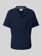 s.Oliver RED LABEL Oversized Freizeithemd aus reiner Baumwolle in Dunk...