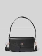 Tommy Hilfiger Umhängetasche mit verstellbarem Schulterriemen in Black...