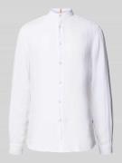 BOSS Orange Regular Fit Leinenhemd mit Stehkragen Modell 'Race' in Wei...