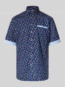 Christian Berg Men Regular Fit Freizeithemd mit Kentkragen in Marine, ...