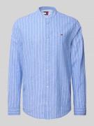 Tommy Jeans Regular Fit Freizeithemd aus Baumwoll-Leinen-Mix in Bleu, ...
