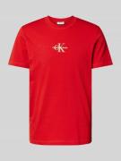 Calvin Klein Jeans T-Shirt mit Rundhalsausschnitt und Label-Stitching ...