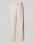 comma Straight Leg Stoffhose aus Viskose-Mix mit Leinen-Anteil in Sand...