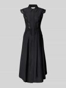 Copenhagen Muse Midikleid aus Viskose-Mix mit Lochspitze Modell 'COLE'...
