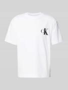 Calvin Klein Jeans T-Shirt mit Label-Print und Rundhalsausschnitt in W...