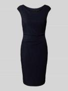 Vera Mont Knielanges Cocktailkleid mit Raffungen in Dunkelblau, Größe ...
