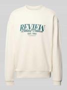 REVIEW Sweatshirt mit Rundhalsausschnitt und Label-Print in Ecru, Größ...