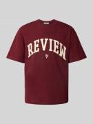 REVIEW T-Shirt mit Label-Print in Rostrot, Größe L
