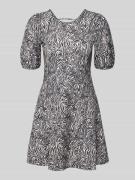 Only Leicht ausgestelltes Minikleid mit Rückenausschnitt Modell 'SURI'...