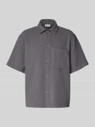 REVIEW Freizeithemd mit Knopfleiste in Dunkelgrau, Größe L