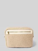 STUDIO NOOS Crossbody Bag aus Teddyfell in Sand, Größe 1
