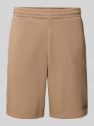 REVIEW Relaxed Fit Sweatshorts mit Label-Stitching in Mud, Größe L