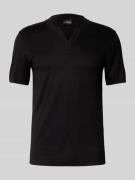 Emporio Armani T-Shirt mit V-Ausschnitt in Black, Größe S
