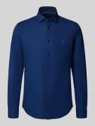 Tommy Hilfiger Tailored Slim Fit Business-Hemd mit Knopfleiste in Mari...