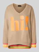 miss goodlife Sweatshirt mit Statement-Print und V-Ausschnitt in Sand,...