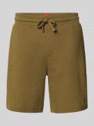 HUGO Regular Fit Sweatshorts mit Strukturmuster Modell 'Austin' in Kha...