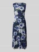 Swing Cocktailkleid aus fließendem Stoff mit Rundhalsausschnitt in Mar...