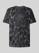 adidas Sportswear T-Shirt mit Label-Print in Dunkelgrau, Größe L