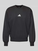 adidas Sportswear Sweatshirt mit Label-Stitching in Black, Größe XL