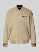 Replay College-Jacke mit Stehkragen und Label-Stitching in Sand, Größe...